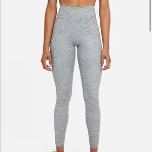 Nike Women’s Leggings